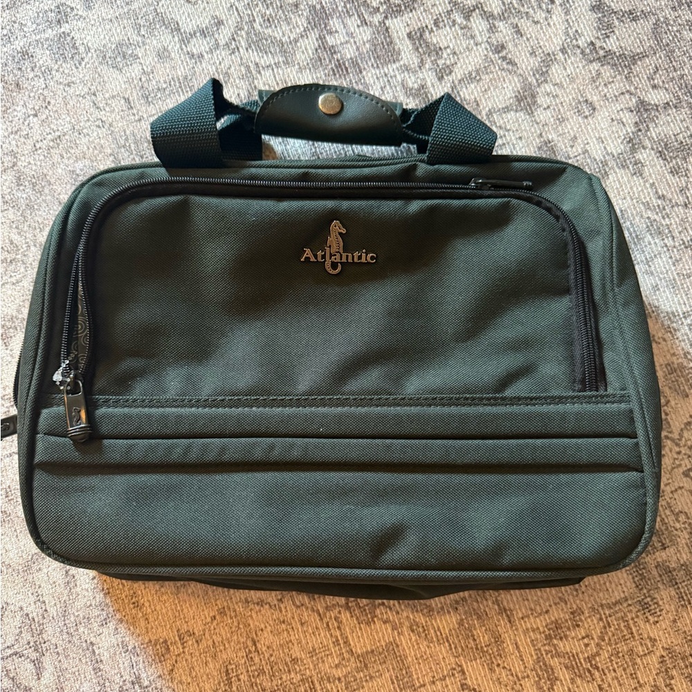 Green Laptop Bags with Durable Fabric and Practical Design
